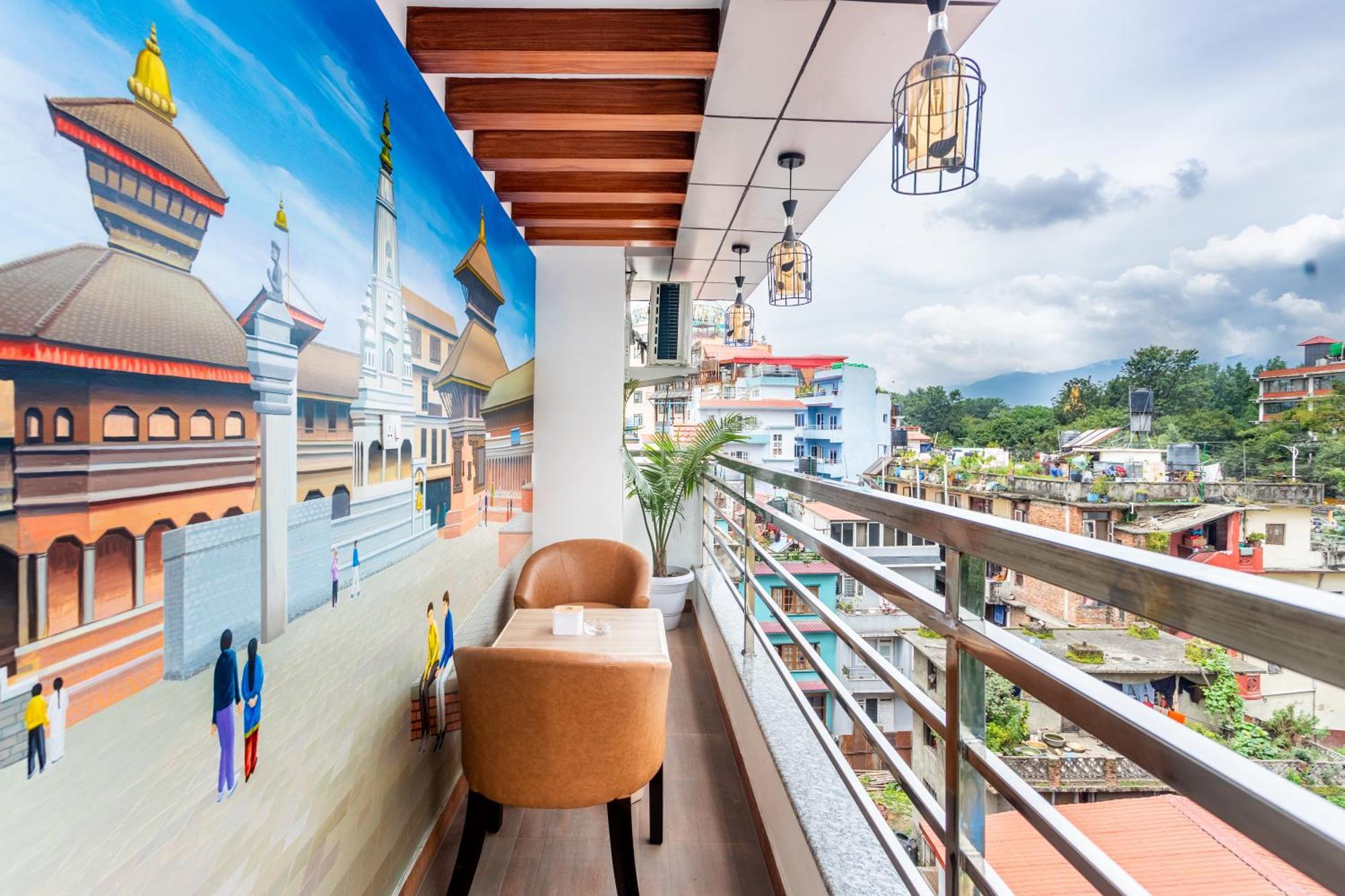 Airport Diana Hotel Kathmandu Buitenkant foto